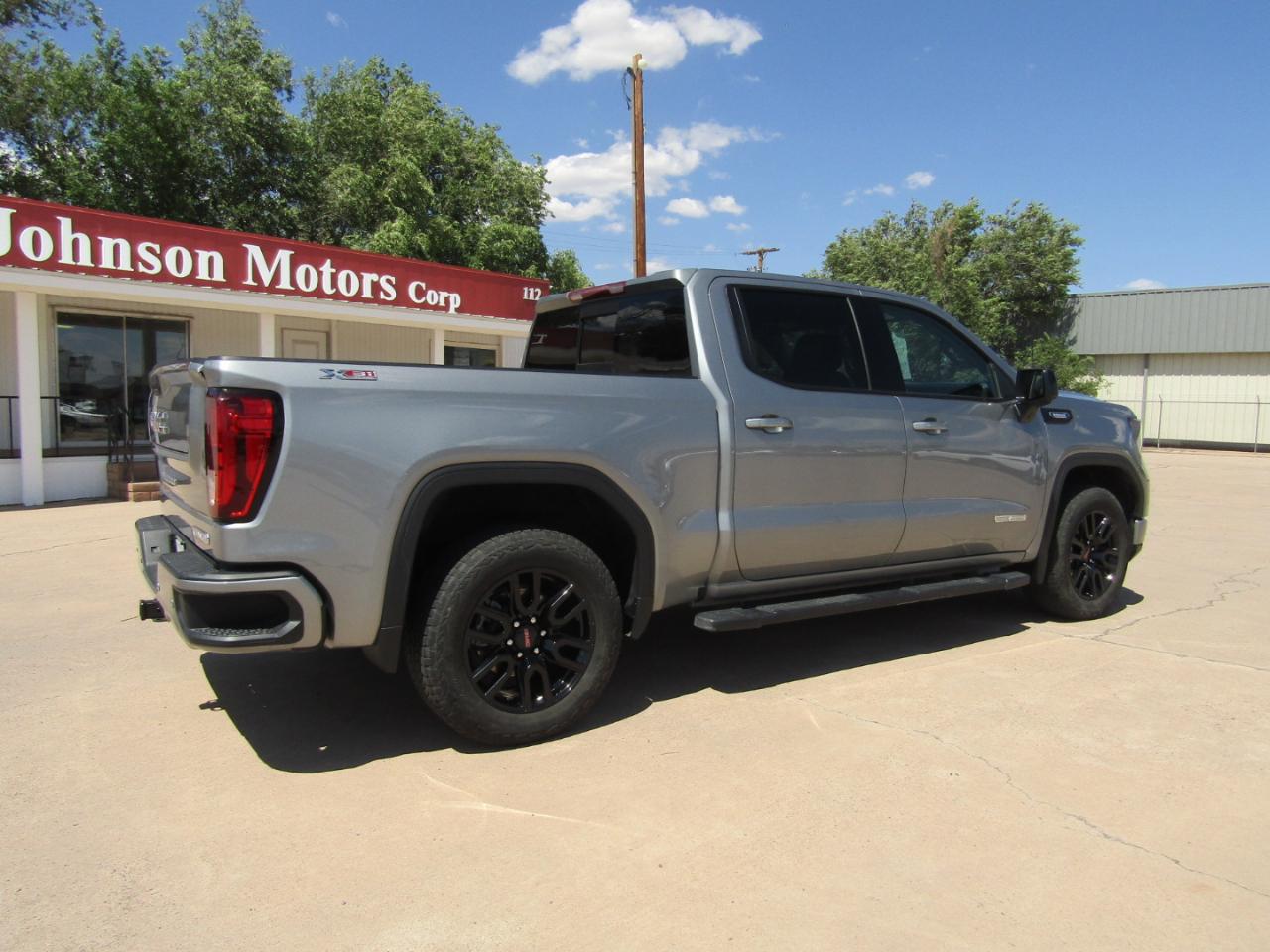 GMC Sierra 1500 4WD Crew Cab 147" Elevation w/3SB 2024
