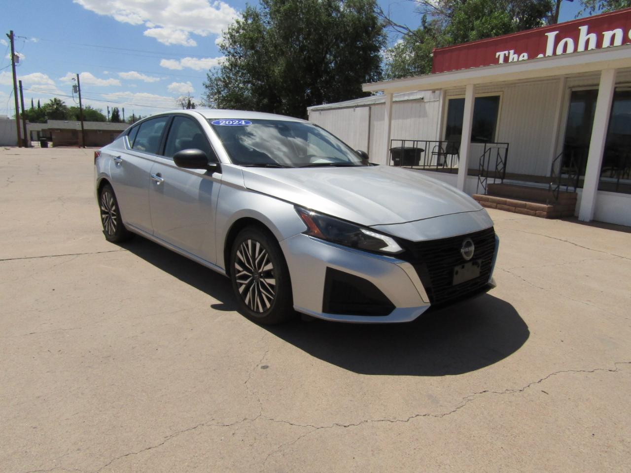 Nissan Altima 2.5 SV Sedan 2024