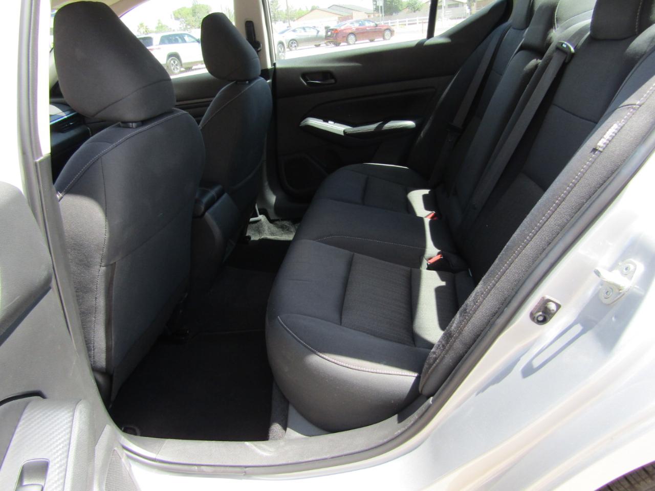 Nissan Altima 2.5 SV Sedan 2024