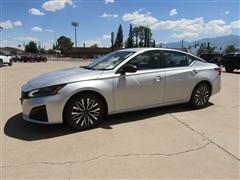 2024 Nissan Altima 