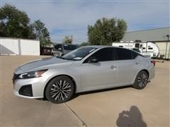 2024 Nissan Altima 