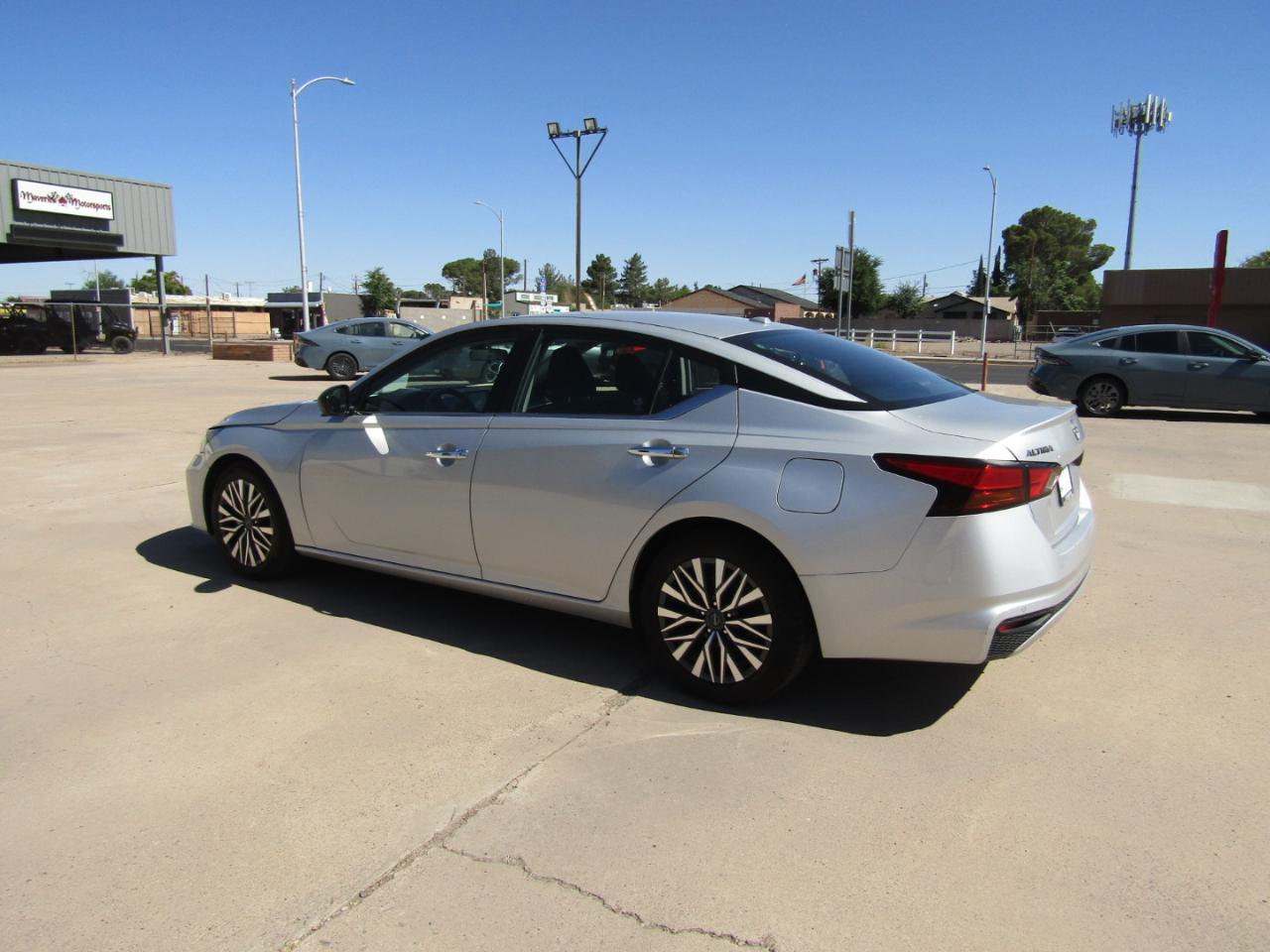 Nissan Altima 2.5 SV Sedan 2024