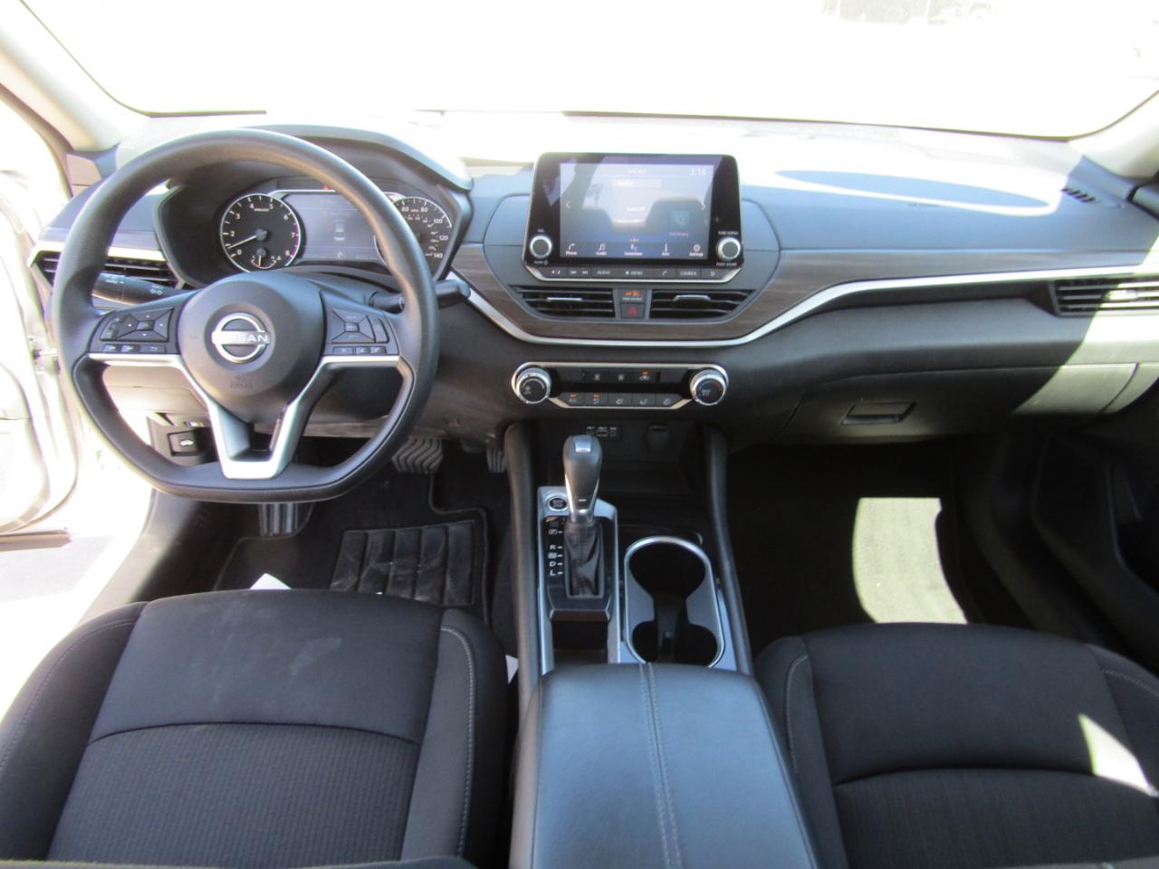 Nissan Altima 2.5 SV Sedan 2024