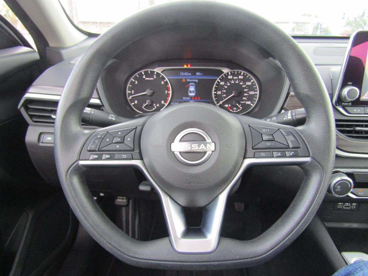 Nissan Altima 2.5 SV Sedan 2024