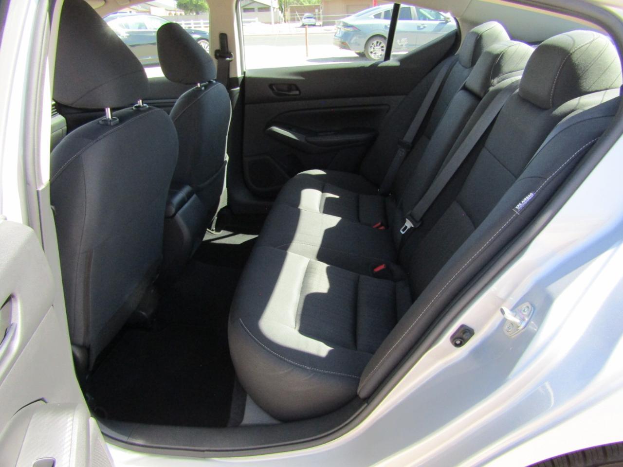 Nissan Altima 2.5 SV Sedan 2024