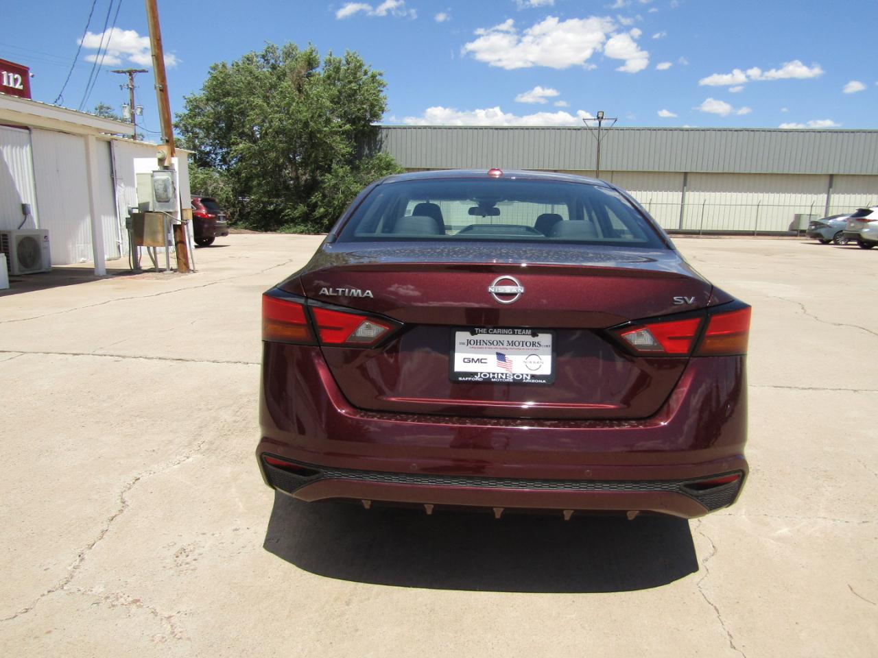 Nissan Altima 2.5 SV Sedan 2024