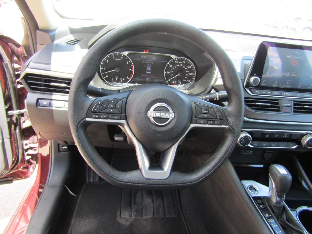 Nissan Altima 2.5 SV Sedan 2024