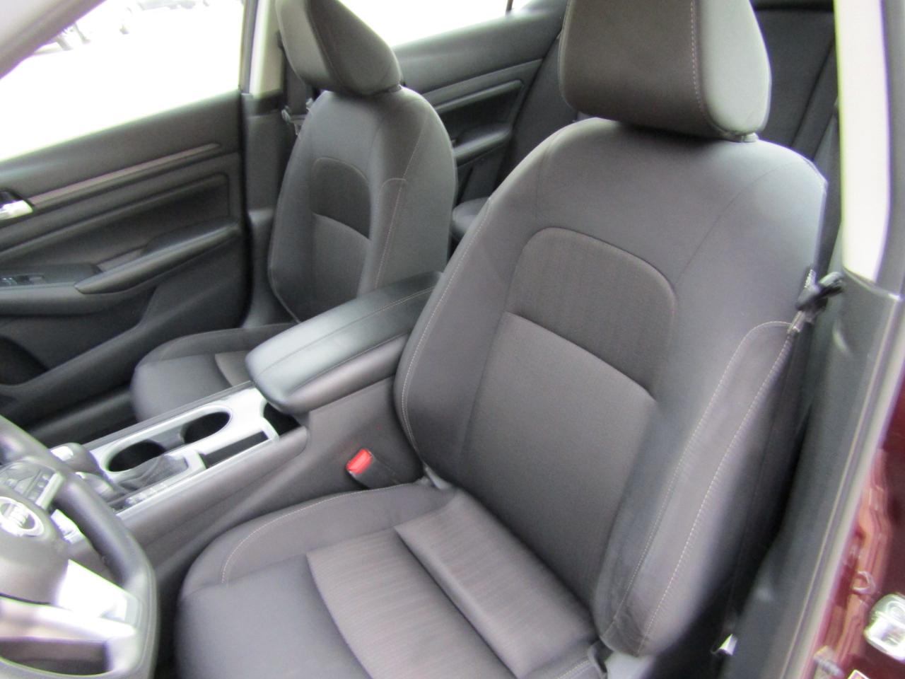 Nissan Altima 2.5 SV Sedan 2024