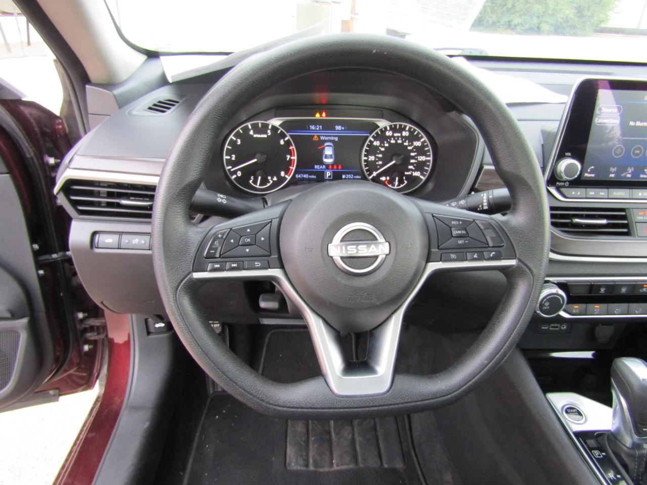 Nissan Altima 2.5 SV Sedan 2024