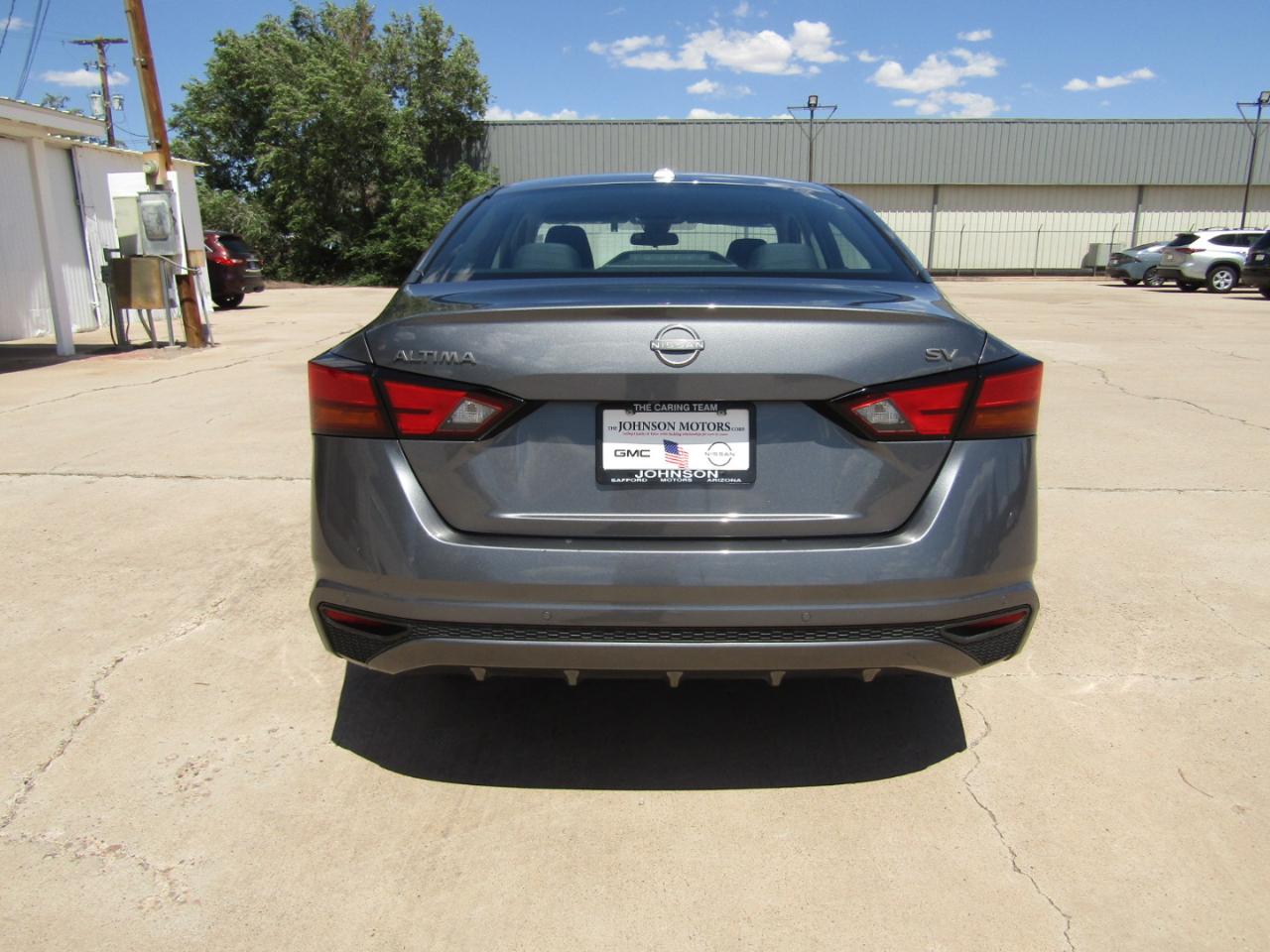 Nissan Altima 2.5 SV Sedan 2024