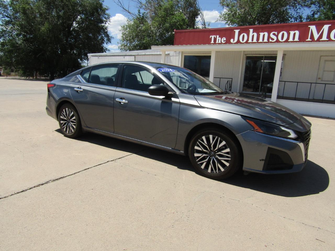 Nissan Altima 2.5 SV Sedan 2024