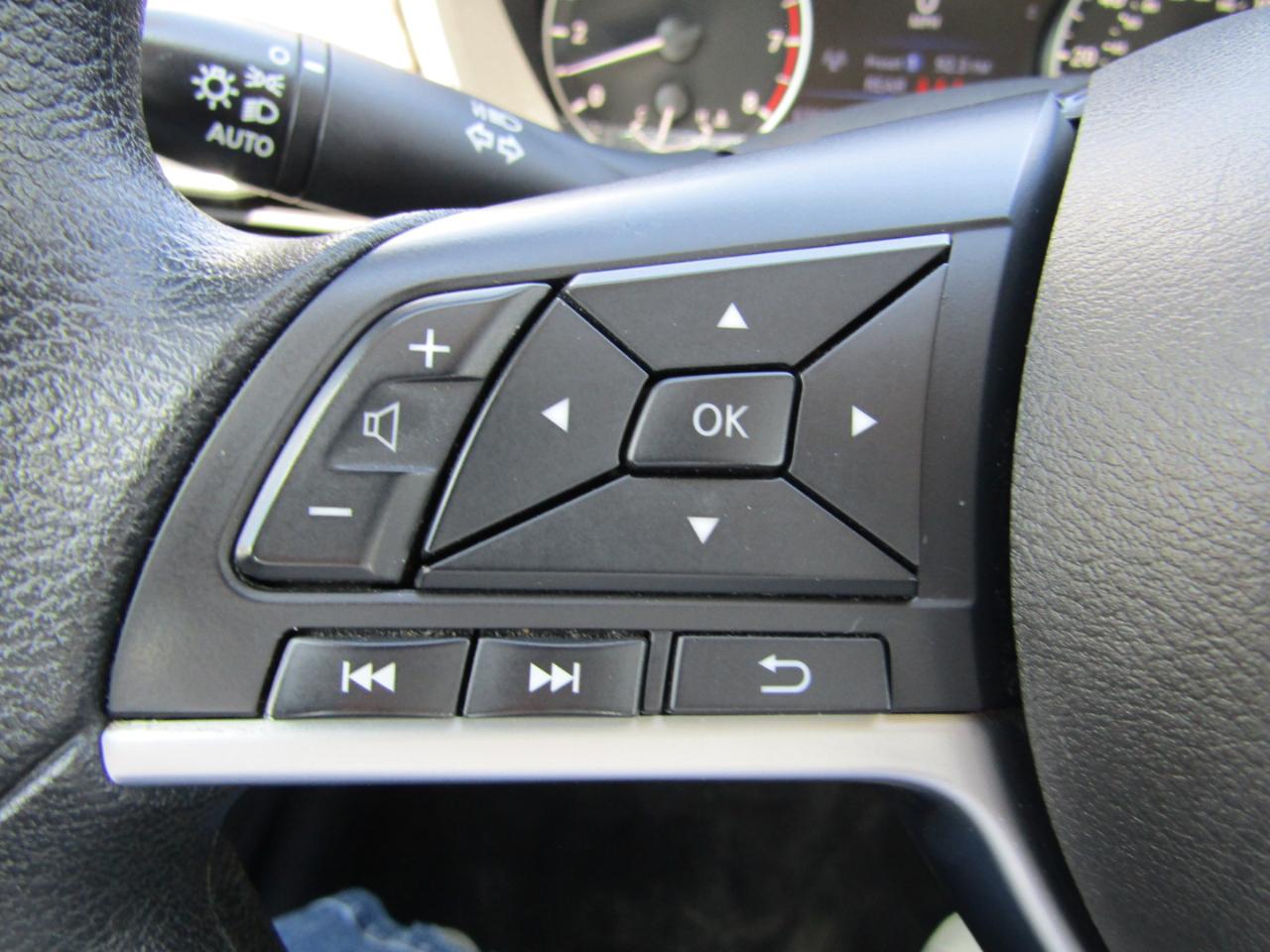 Nissan Altima 2.5 SV Sedan 2024