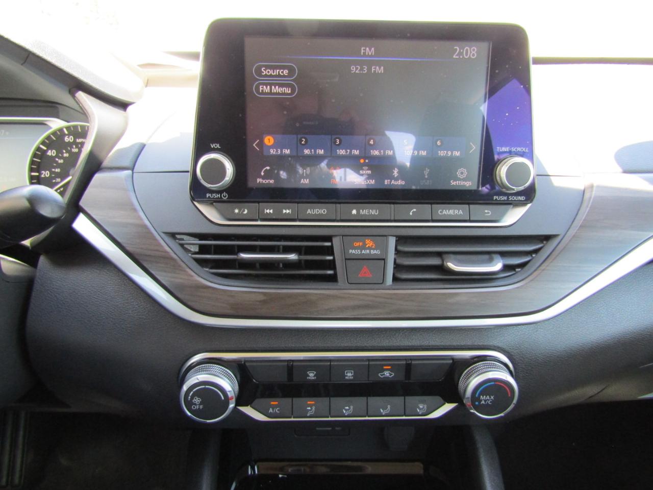 Nissan Altima 2.5 SV Sedan 2024