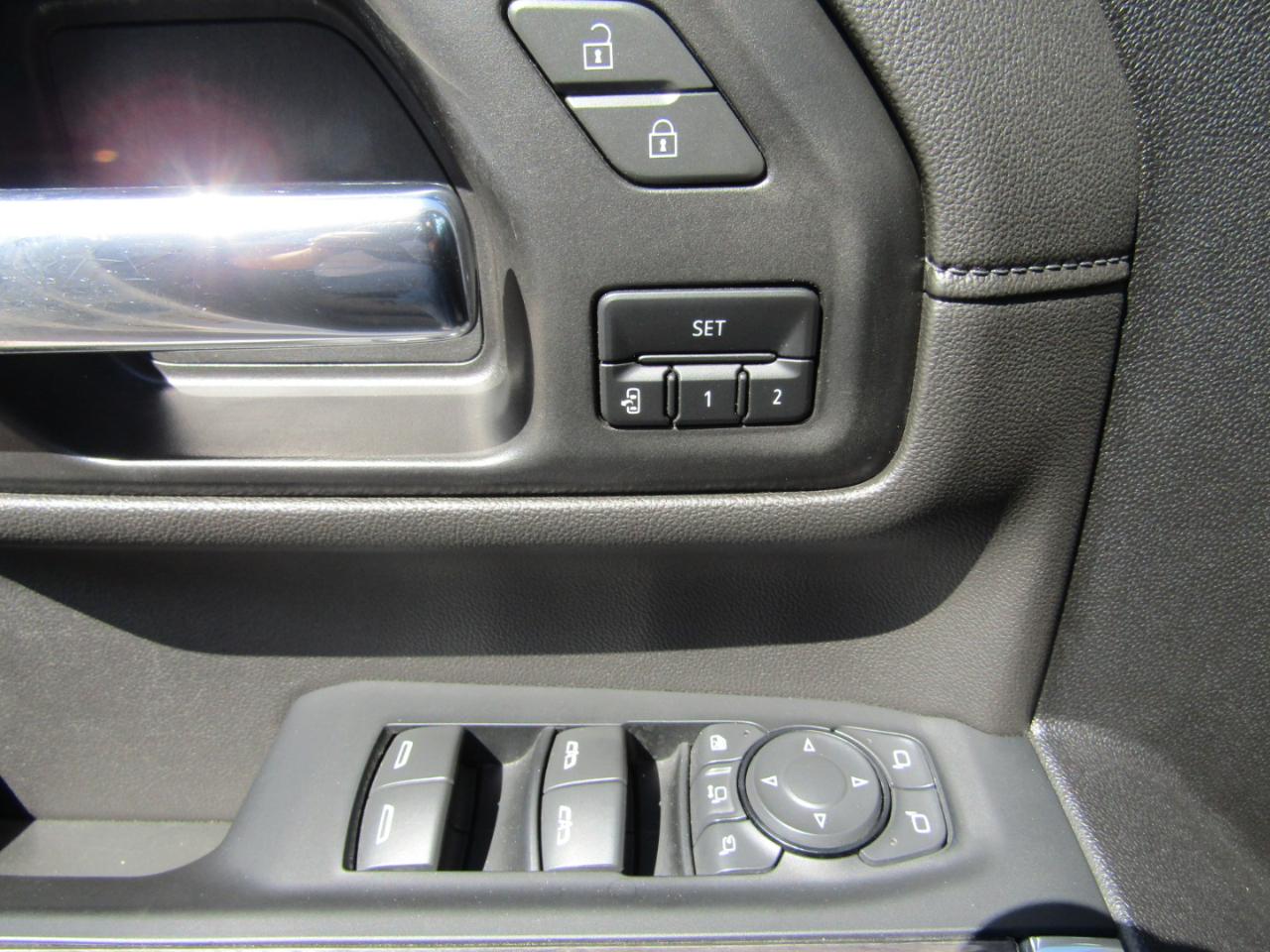 Chevrolet Silverado 3500HD 4WD Crew Cab 159" LTZ 2023
