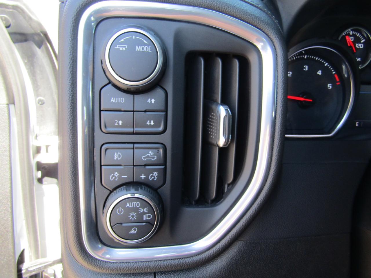 Chevrolet Silverado 3500HD 4WD Crew Cab 159" LTZ 2023