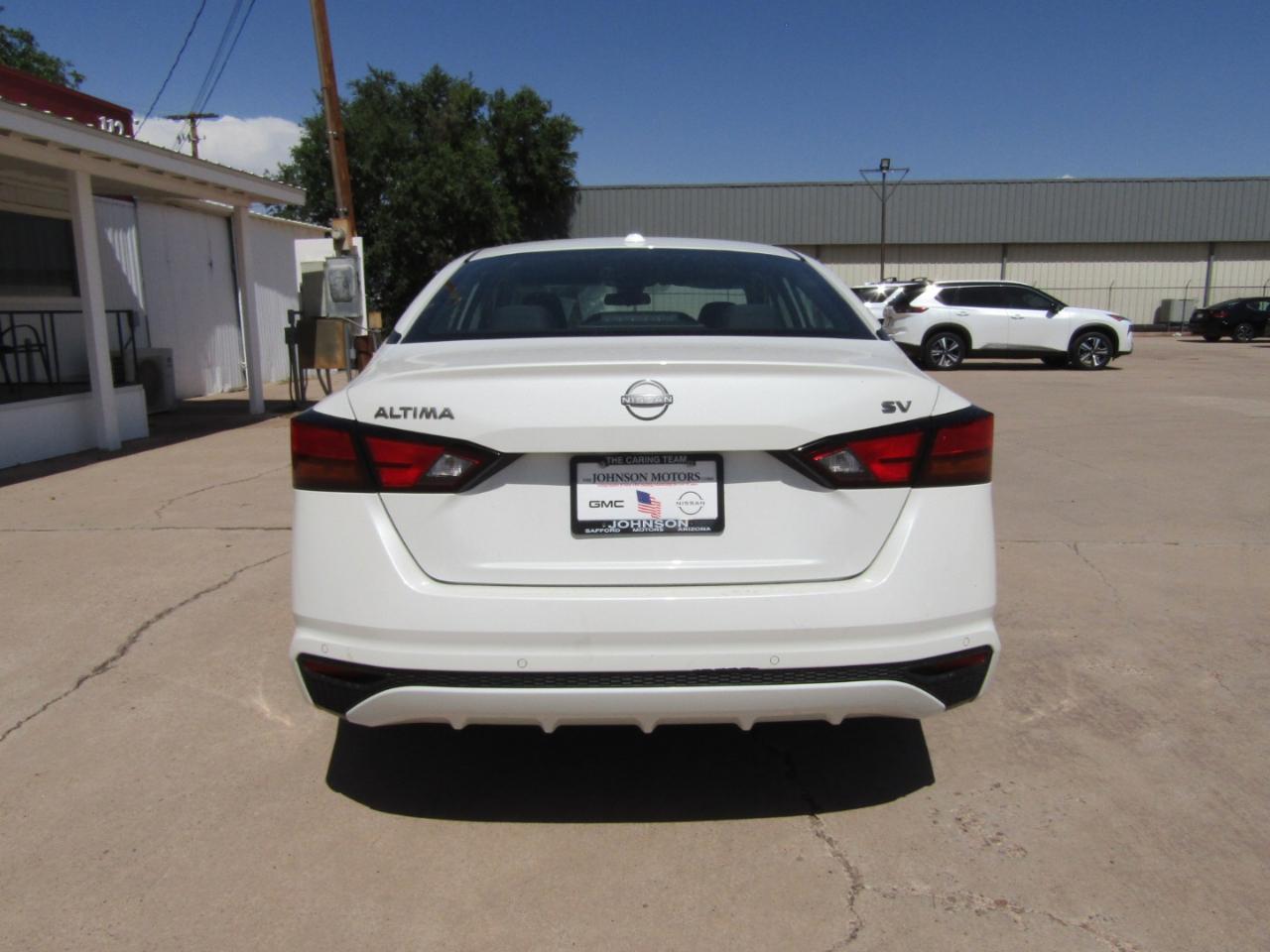 Nissan Altima 2.5 SV Sedan 2024