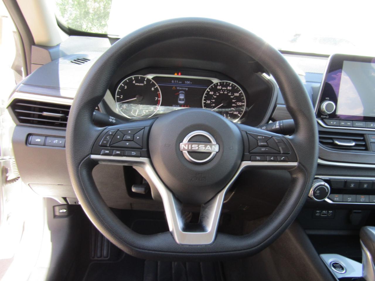 Nissan Altima 2.5 SV Sedan 2024