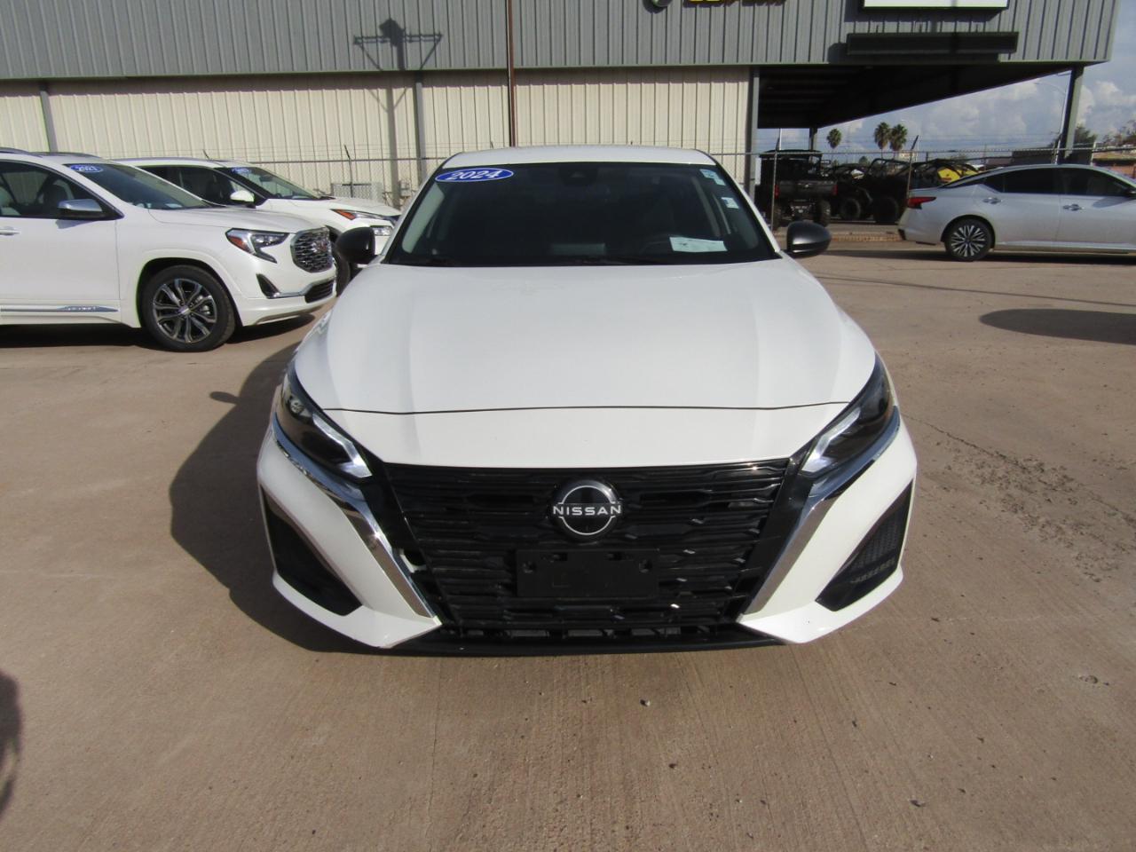 Nissan Altima 2.5 SV Sedan 2024