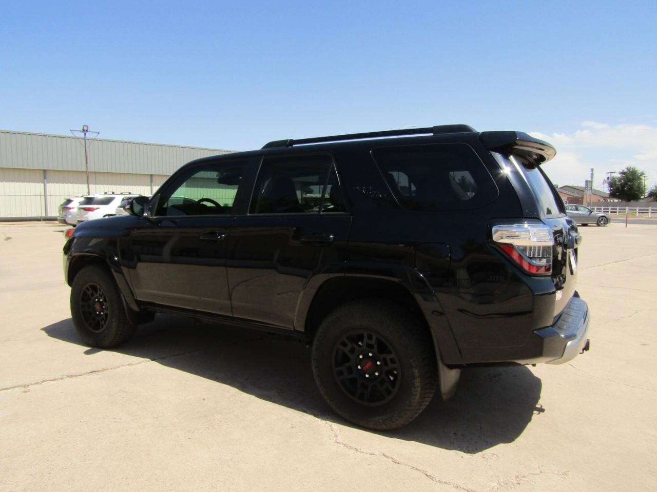 Toyota 4Runner TRD Off Road 4WD (Natl) 2024