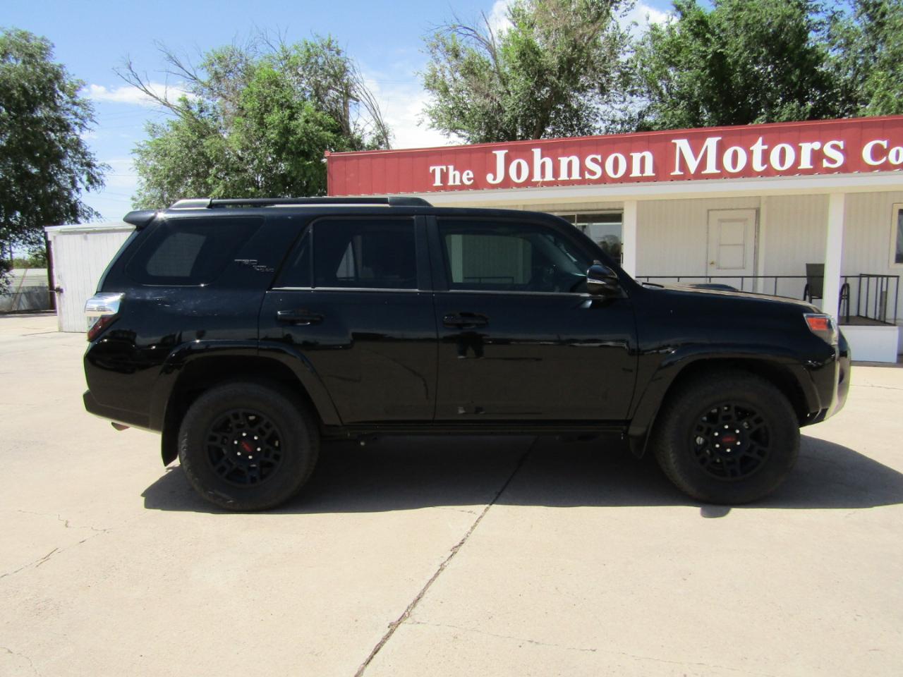Toyota 4Runner TRD Off Road 4WD (Natl) 2024