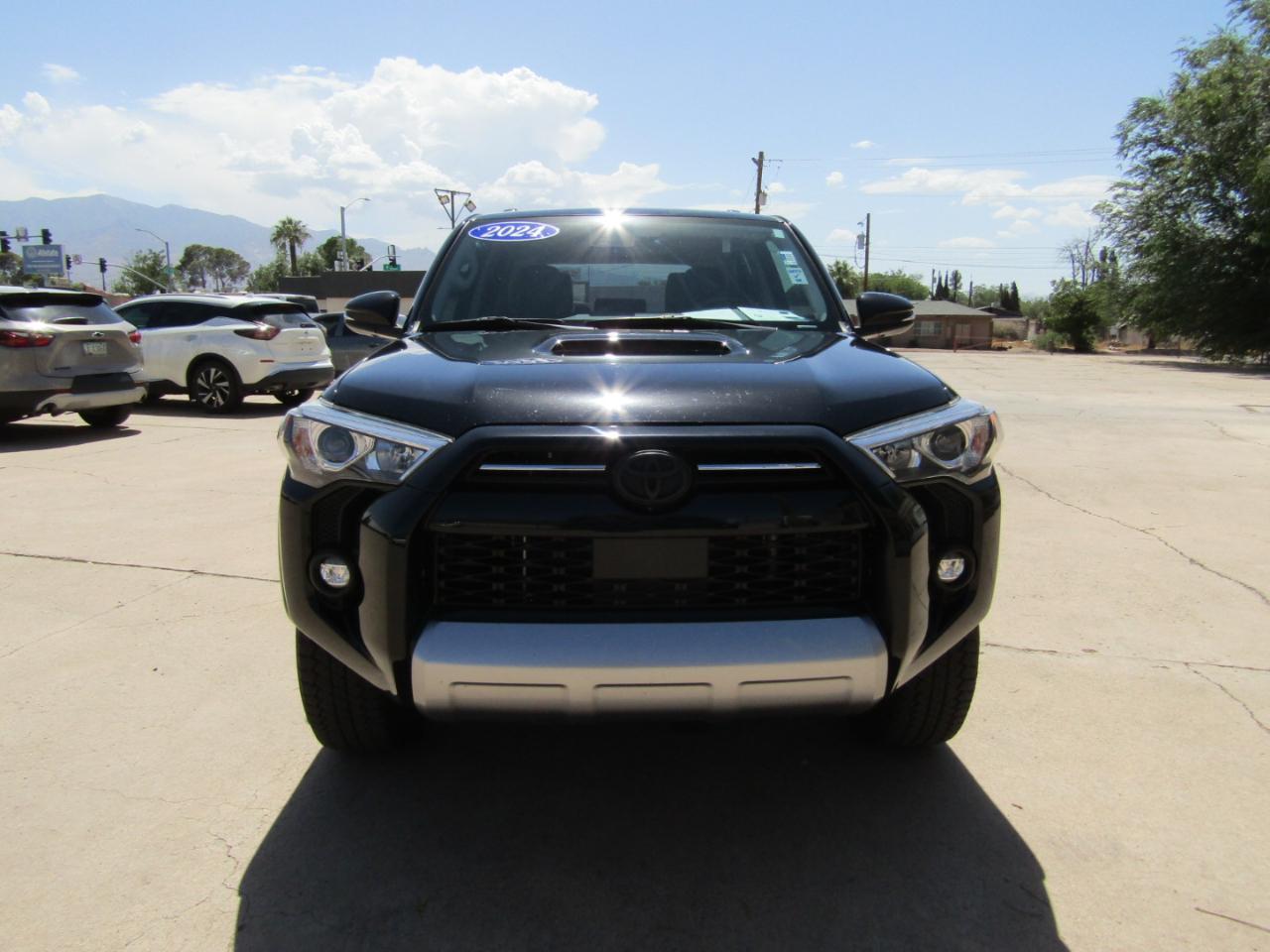 Toyota 4Runner TRD Off Road 4WD (Natl) 2024