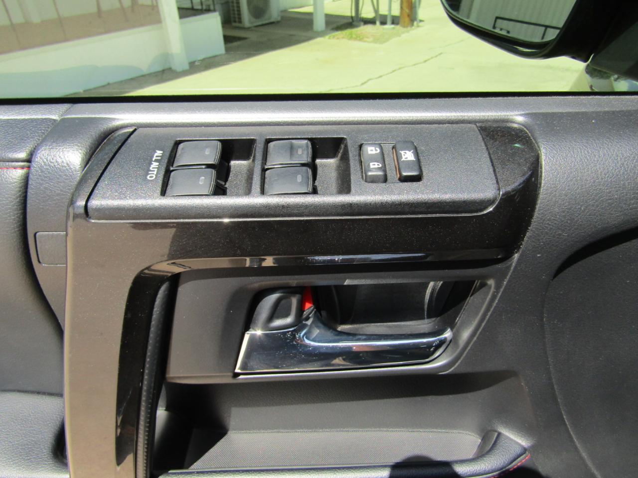Toyota 4Runner TRD Off Road 4WD (Natl) 2024