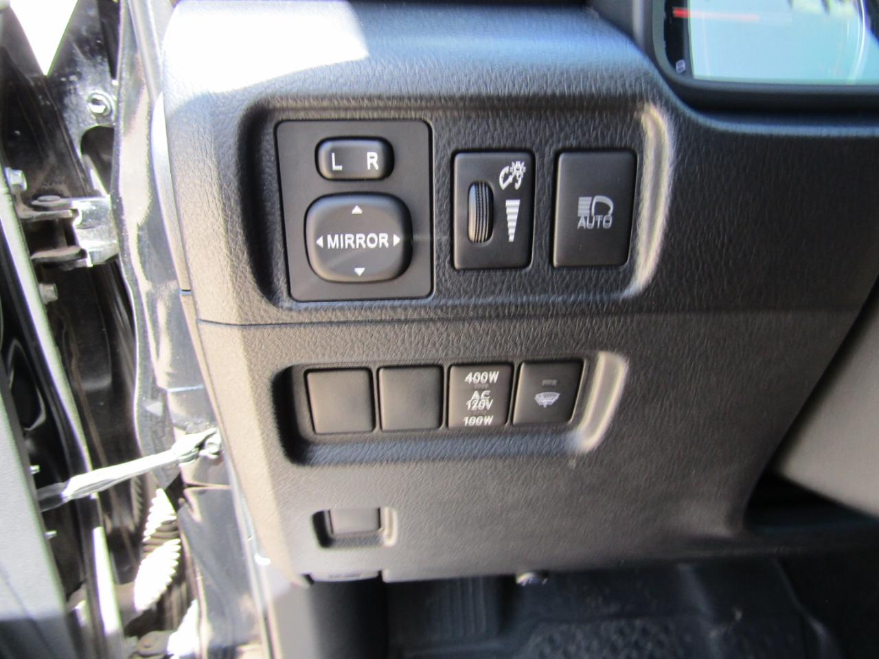 Toyota 4Runner TRD Off Road 4WD (Natl) 2024