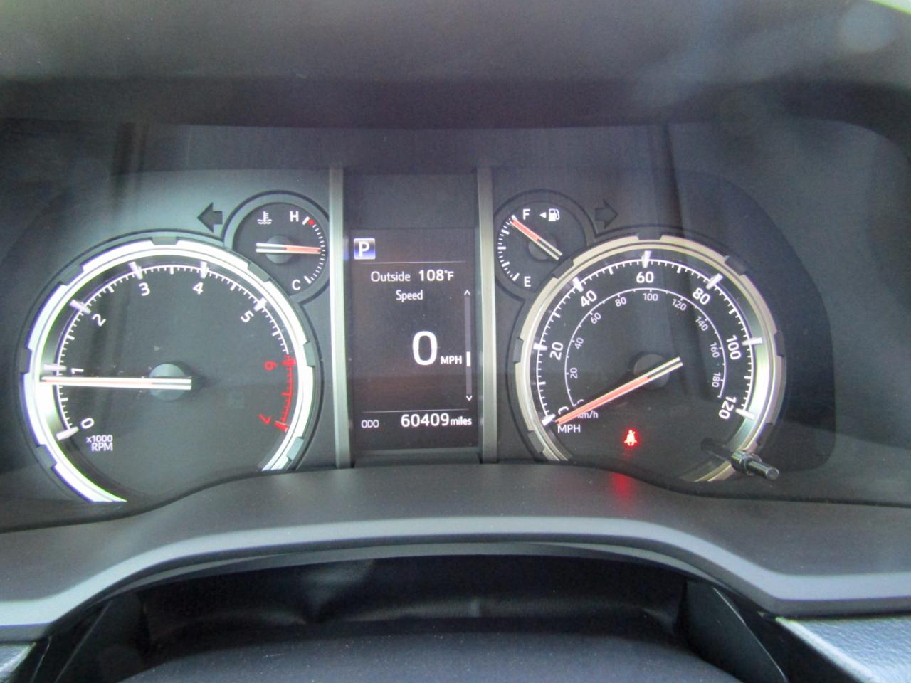 Toyota 4Runner TRD Off Road 4WD (Natl) 2024