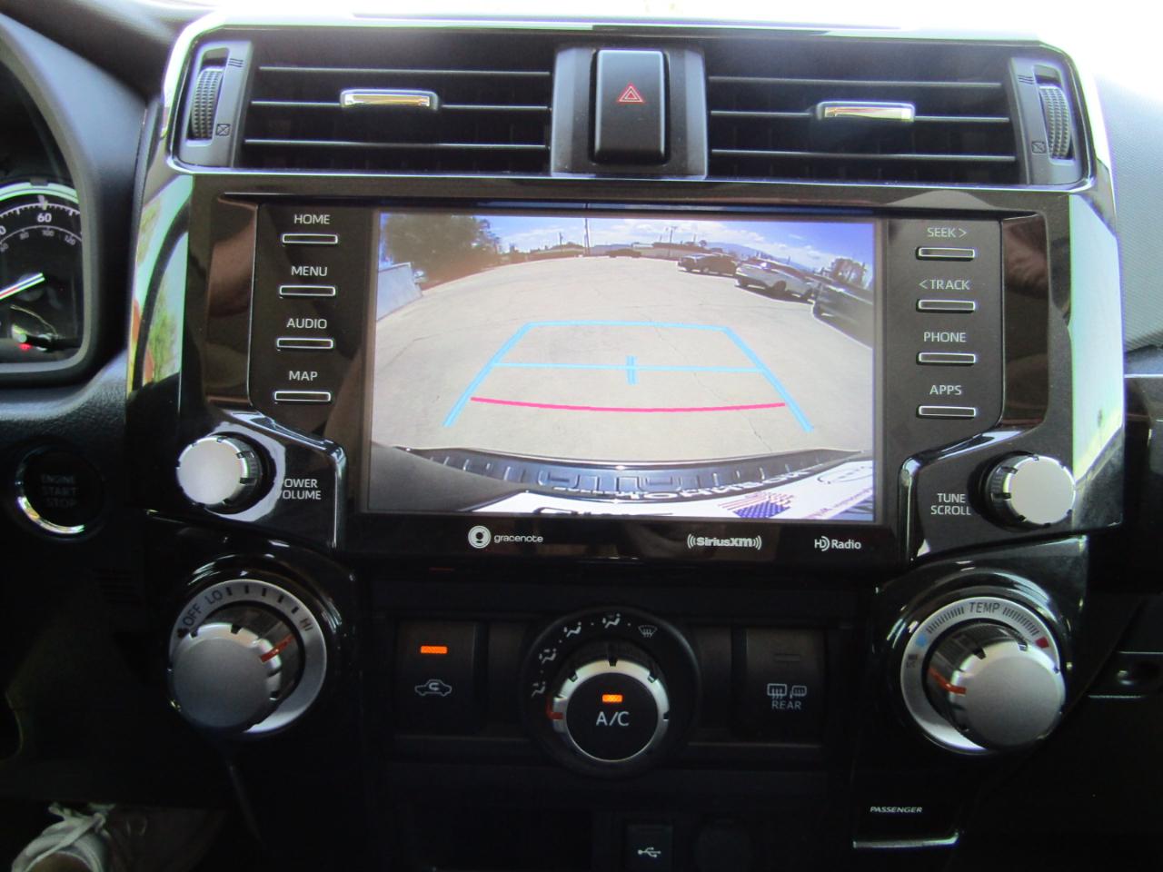 Toyota 4Runner TRD Off Road 4WD (Natl) 2024
