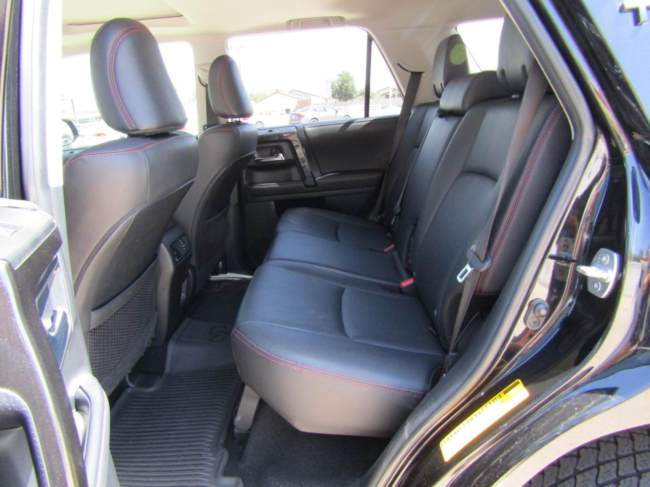 Toyota 4Runner TRD Off Road 4WD (Natl) 2024