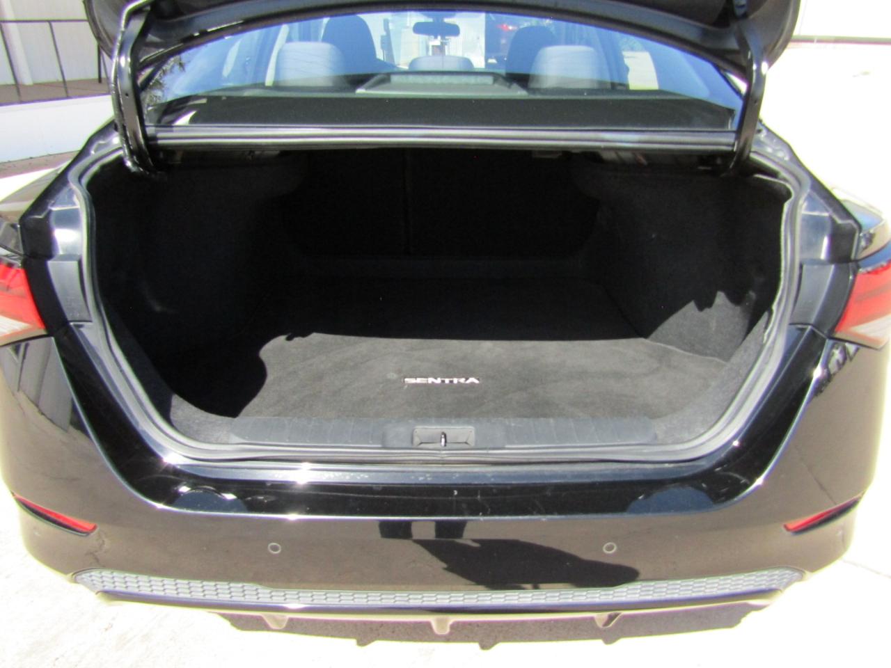 Nissan Sentra SV CVT 2024