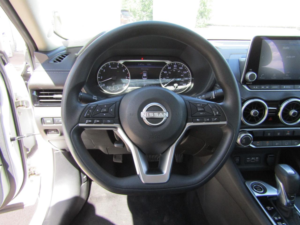 Nissan Sentra SV CVT 2024