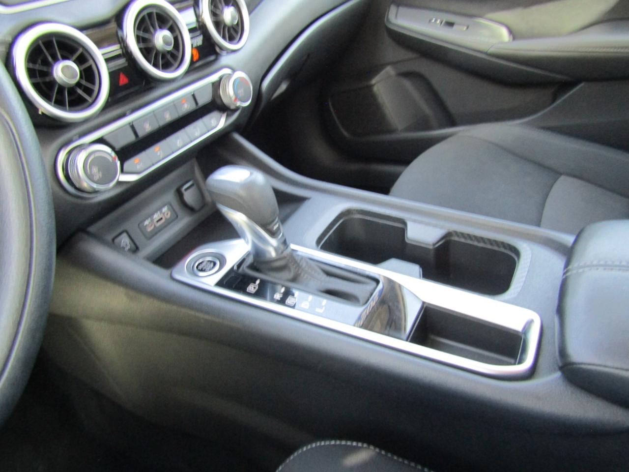 Nissan Sentra SV CVT 2024