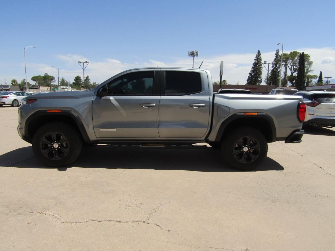 GMC Canyon 2WD Crew Cab Elevation 2024