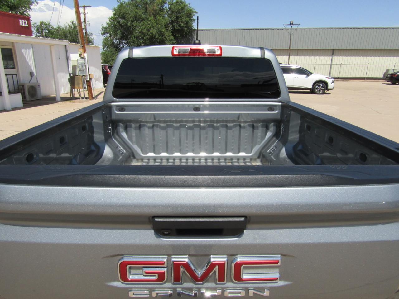 GMC Canyon 2WD Crew Cab Elevation 2024