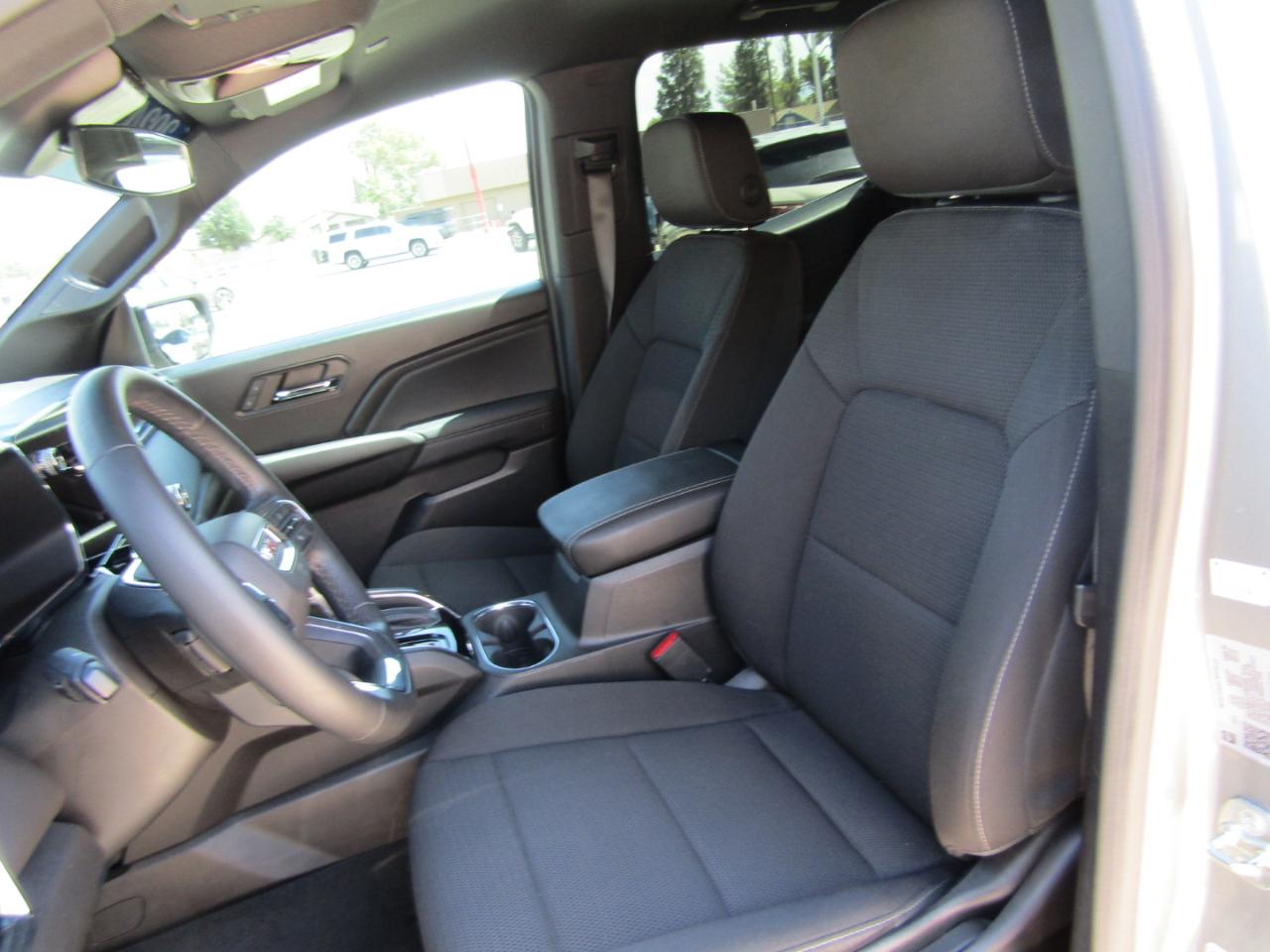 GMC Canyon 2WD Crew Cab Elevation 2024