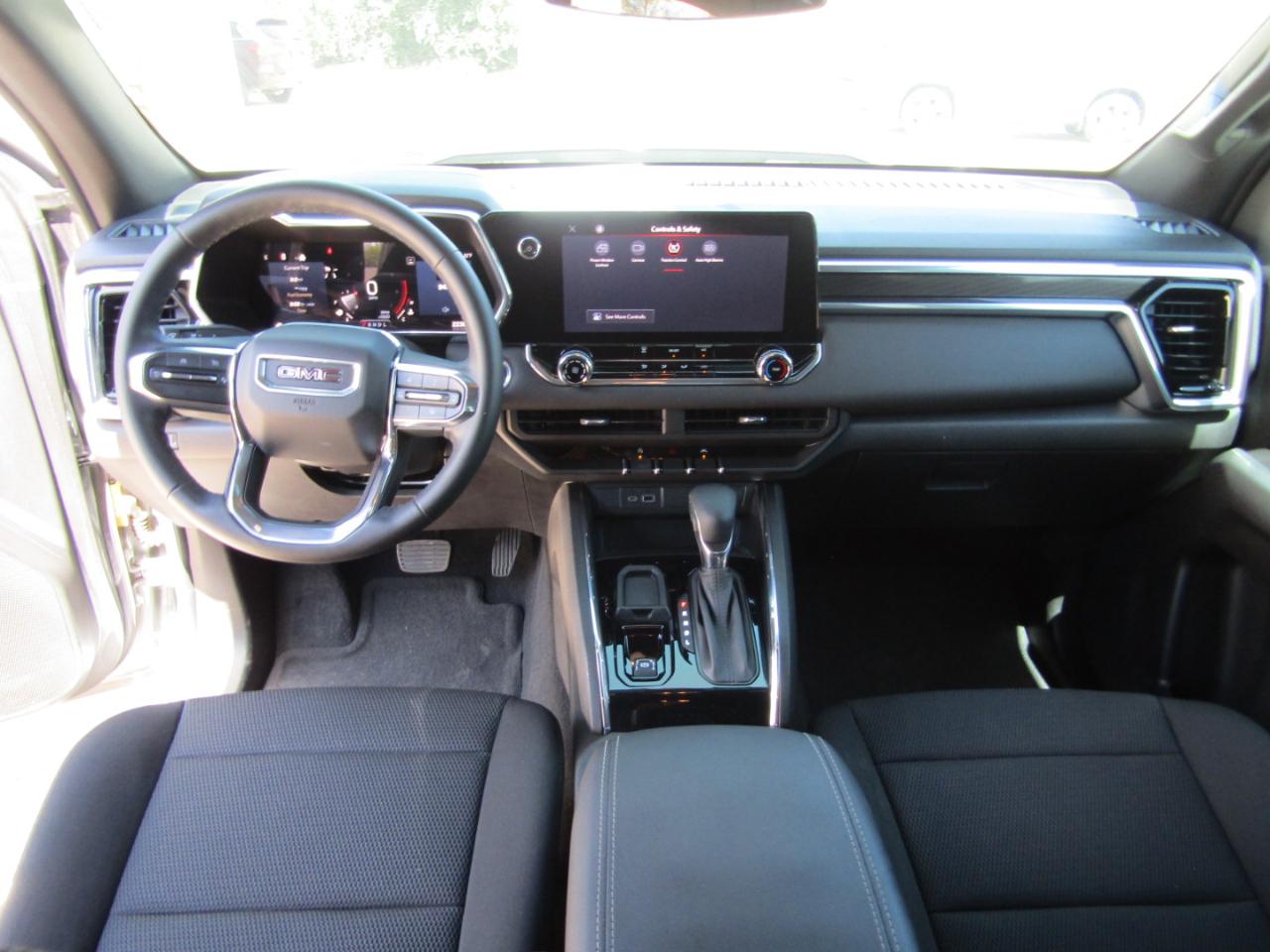 GMC Canyon 2WD Crew Cab Elevation 2024