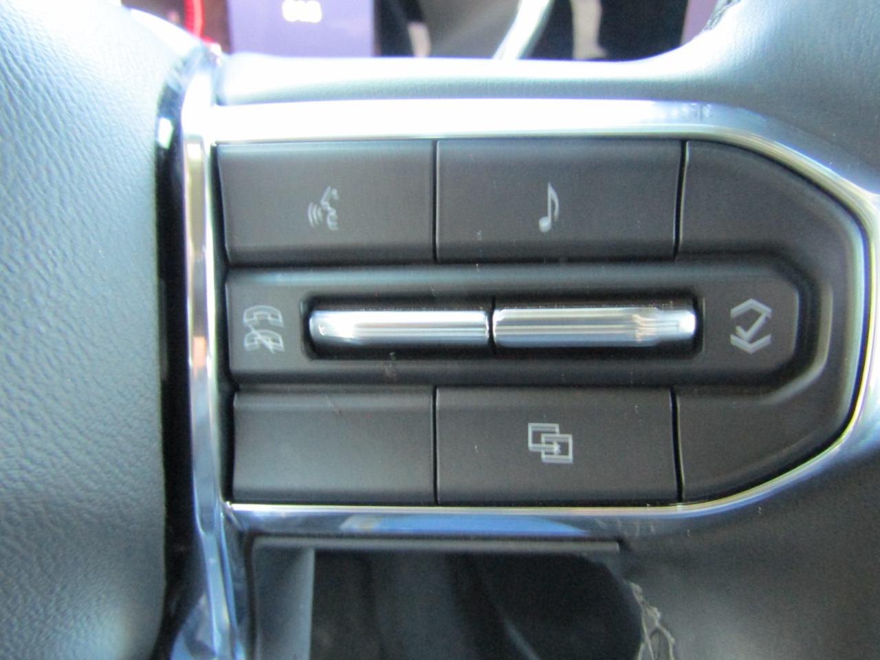 GMC Canyon 2WD Crew Cab Elevation 2024