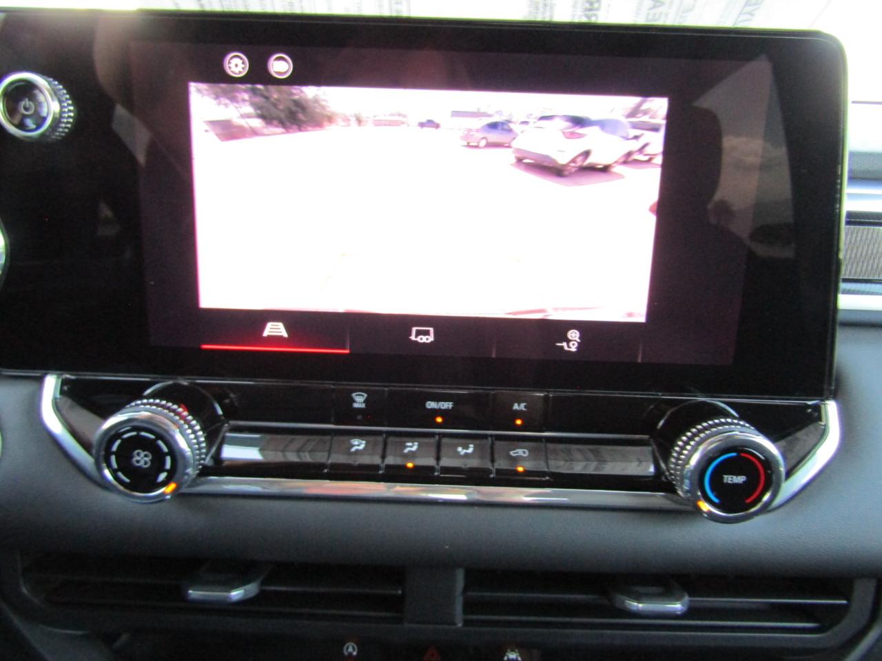 GMC Canyon 2WD Crew Cab Elevation 2024