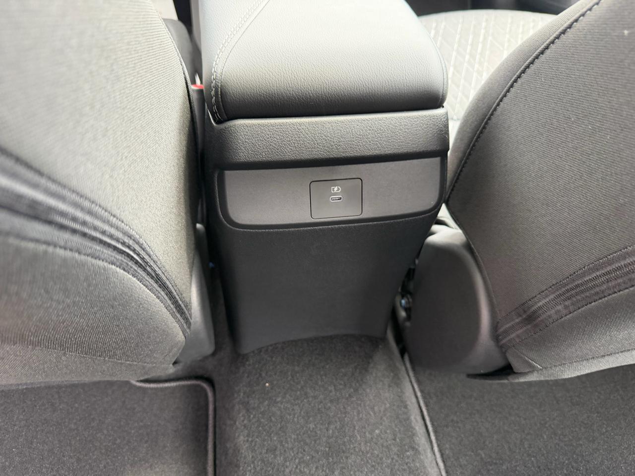 Nissan Sentra SV Sedan 2026