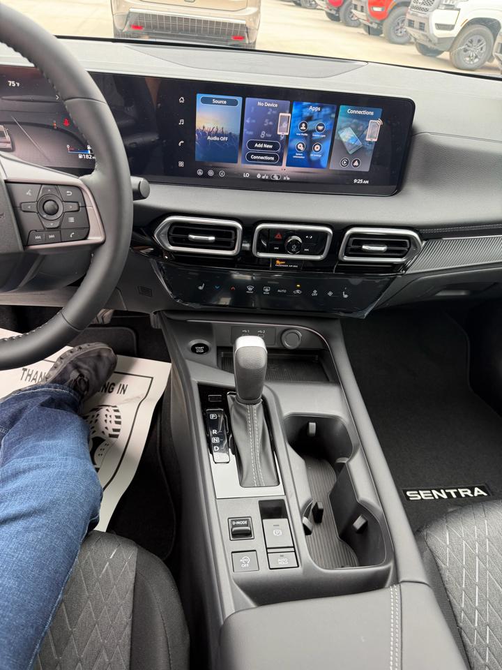 Nissan Sentra SV Sedan 2026