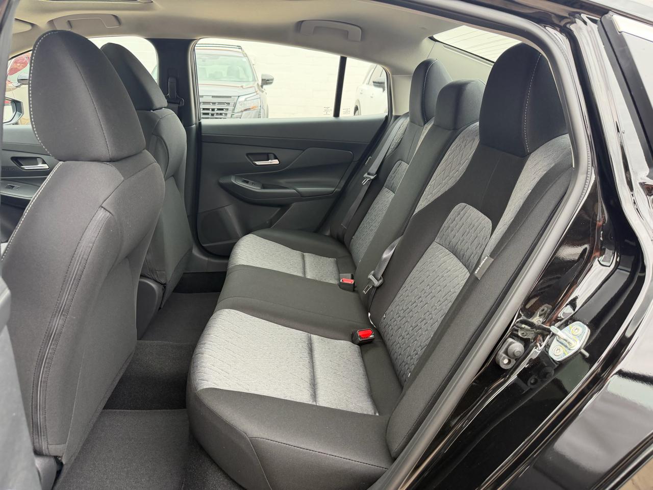 Nissan Sentra SV Sedan 2026