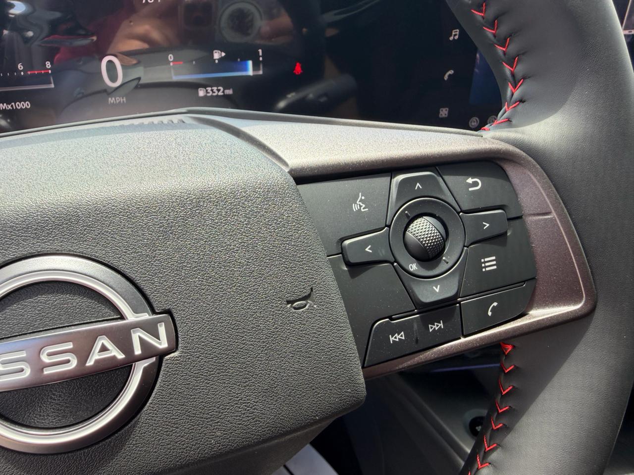 Nissan Sentra SR Sedan 2026