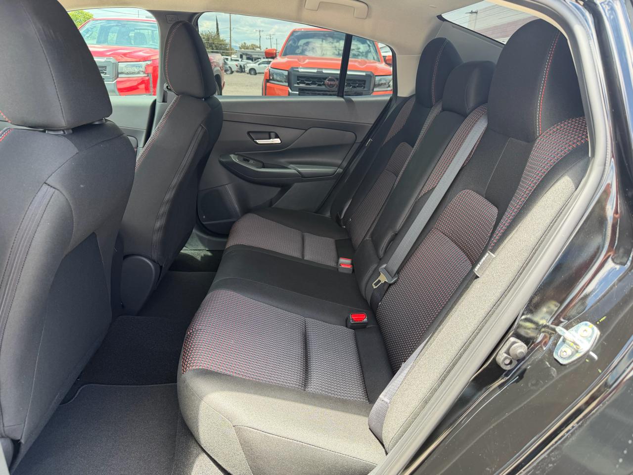 Nissan Sentra SR Sedan 2026