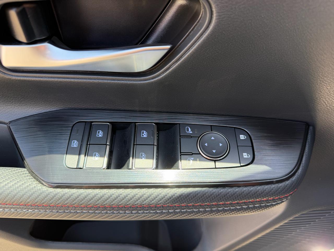 Nissan Kicks SR FWD 2026