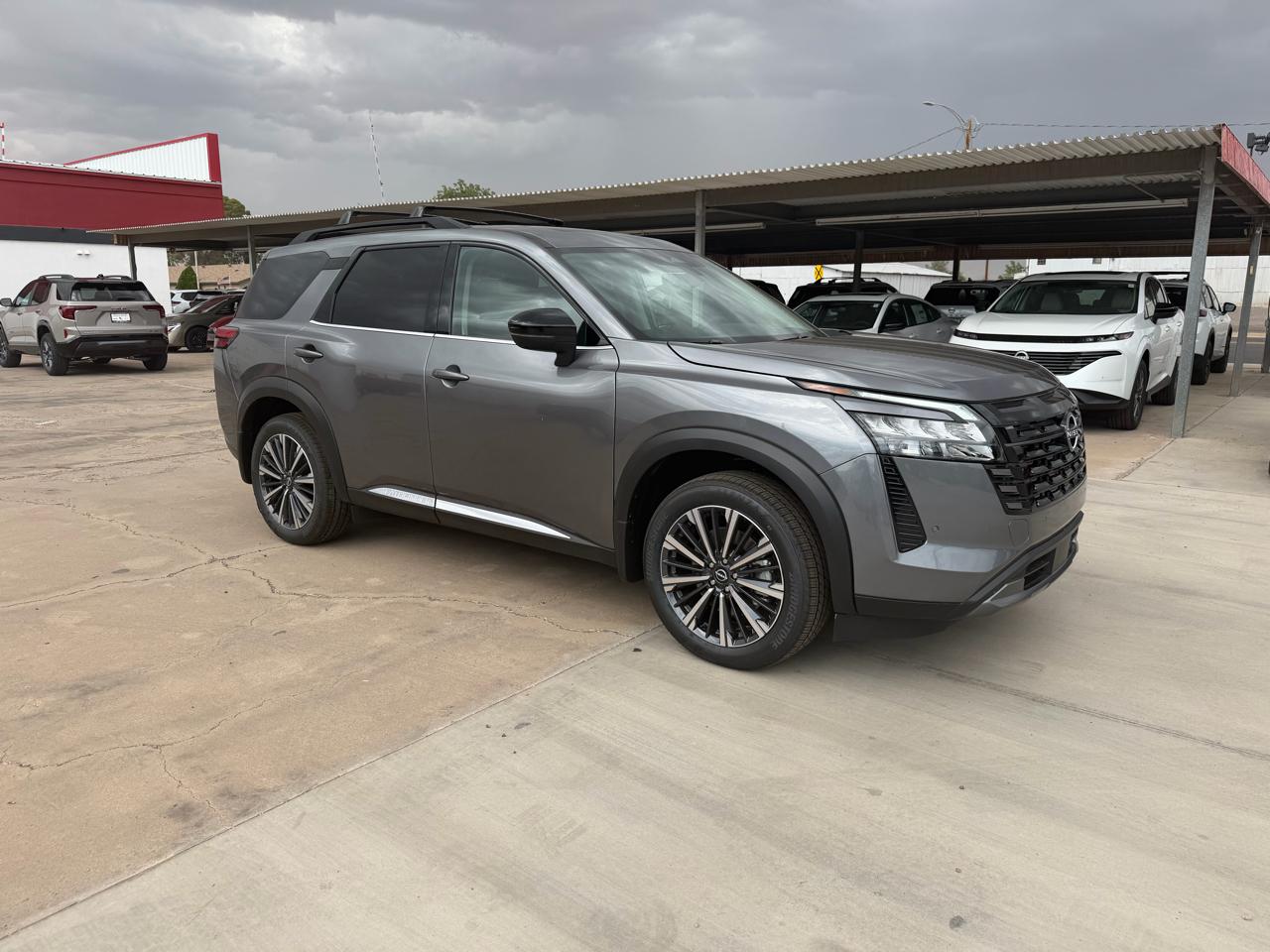 Nissan Pathfinder Platinum 2WD 2026