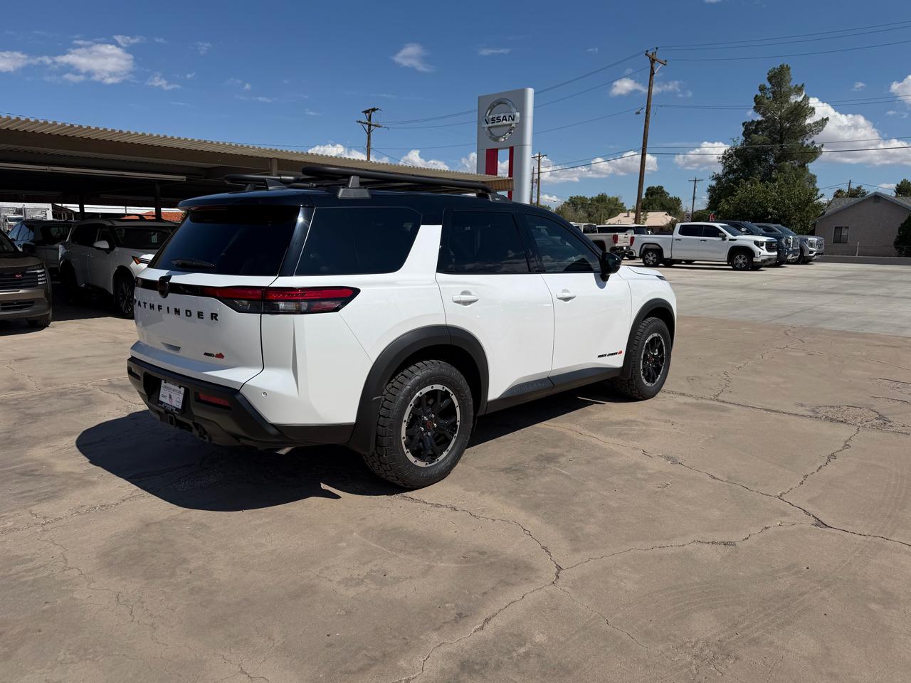 Nissan Pathfinder Rock Creek 4WD 2026