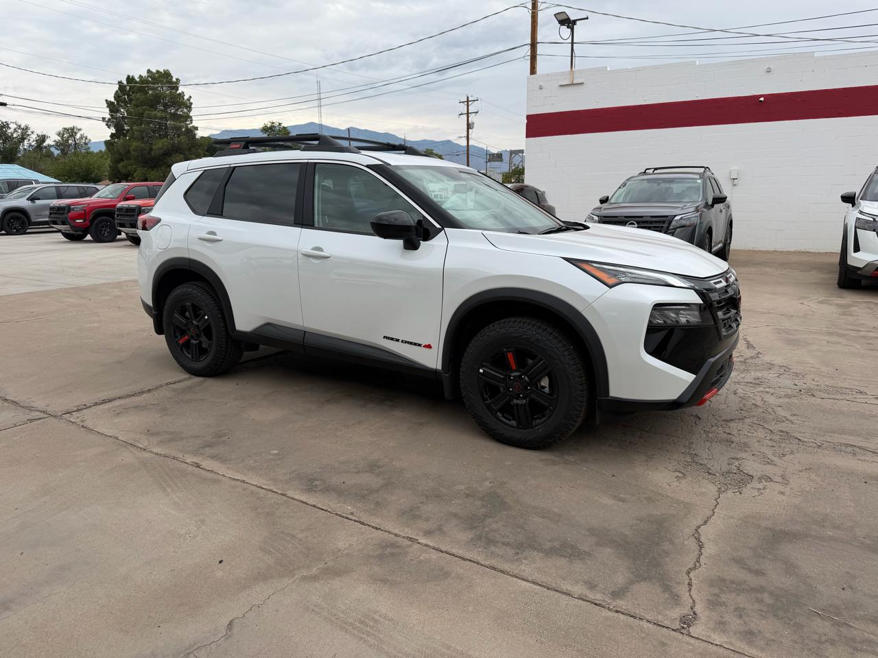 Nissan Rogue 2026.5 AWD Rock Creek 2026