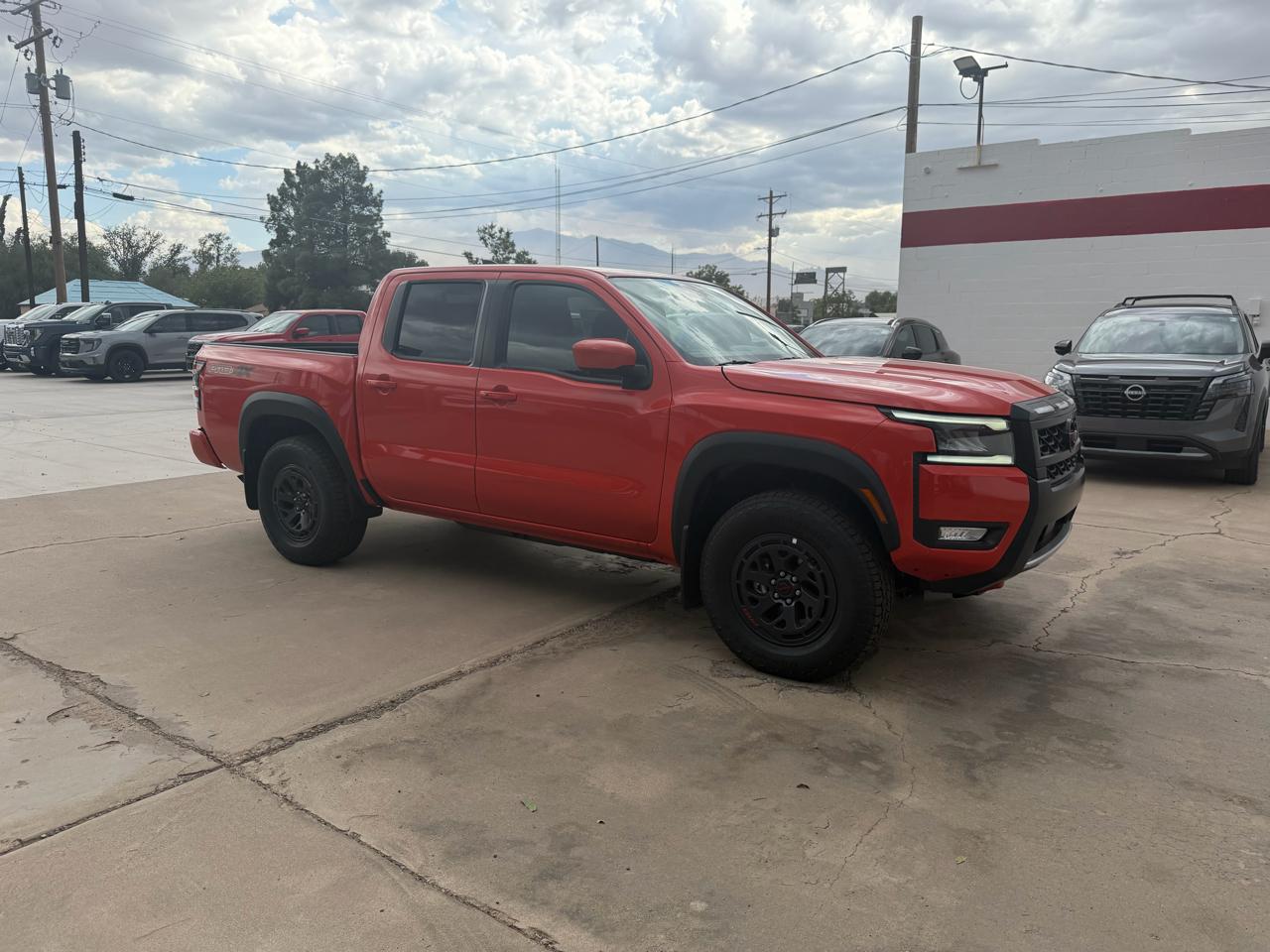 Nissan Frontier Crew Cab 4x4 PRO-4X 2026