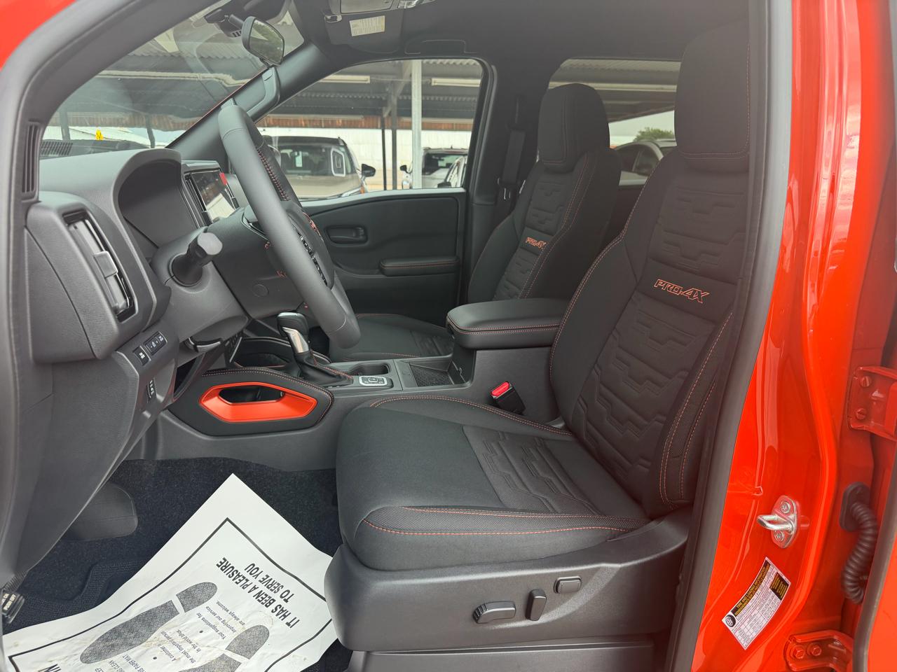 Nissan Frontier Crew Cab 4x4 PRO-4X 2026